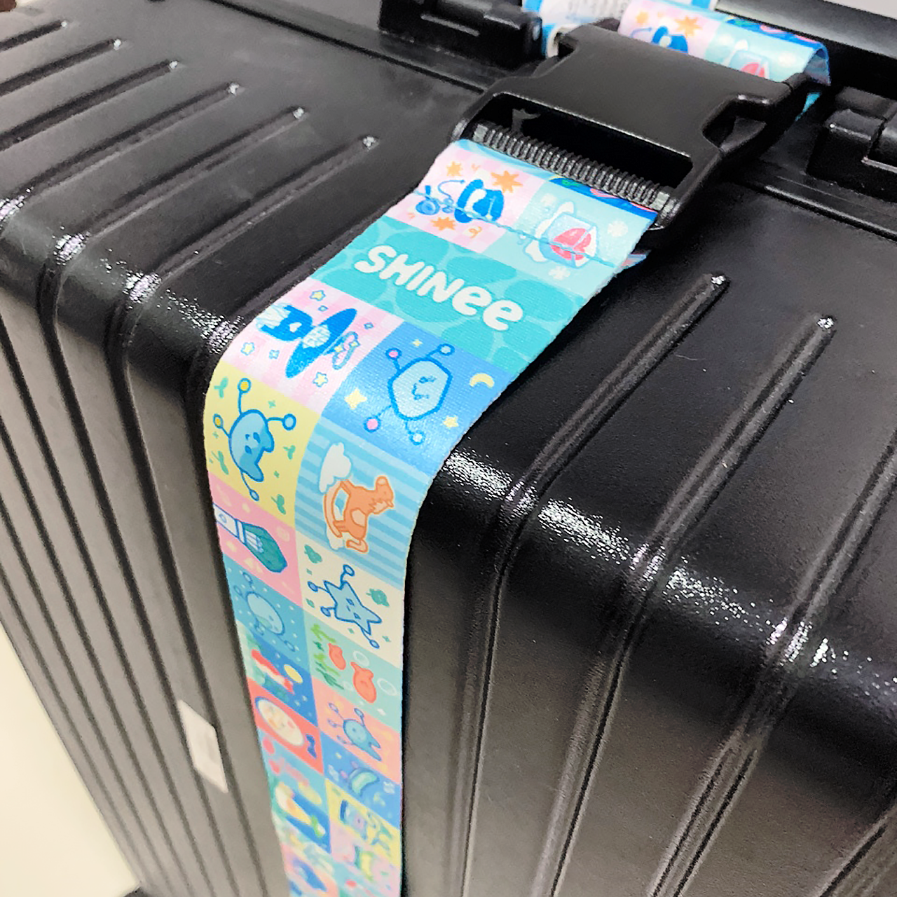 SHINee Inspired Luggage Strap | K-pop Fan Travel Accessory