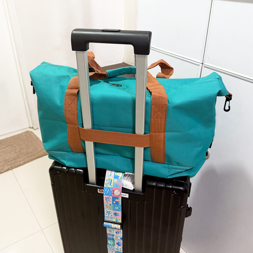 SHINee Duffel Travel Bag – K-pop Fan Carry-On with Shoe Compartment